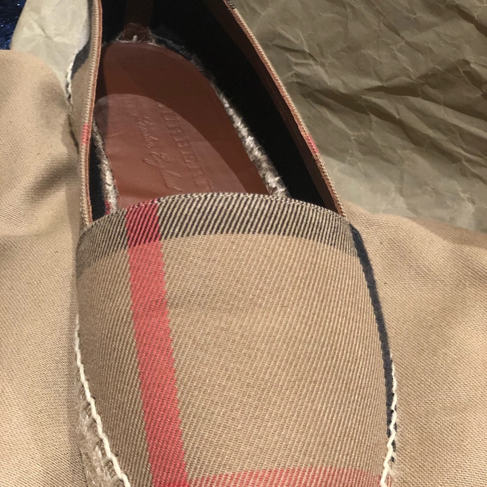 Pre loved Burberry Espadrille 36-36.5
